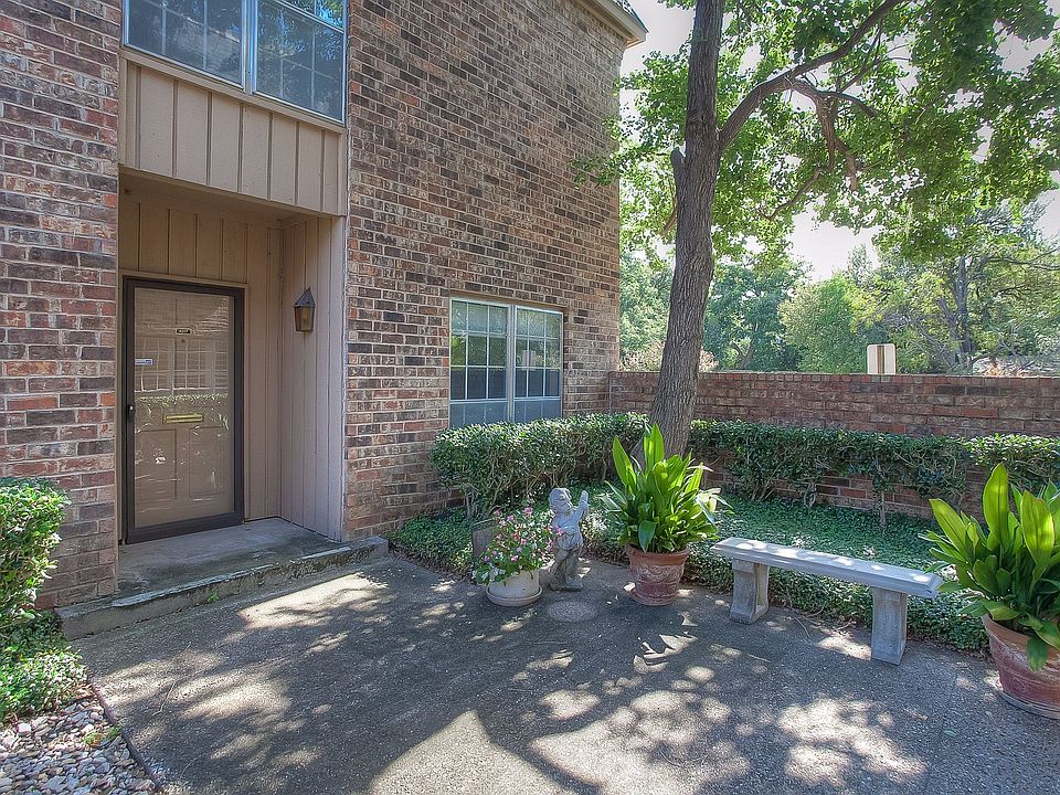 1st image of 4317 Bellaire Dr S