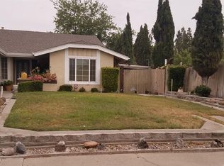 8273 Scottsdale Dr, Sacramento, CA 95828