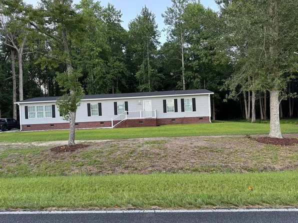 2015 Bear Hole Rd, Vanceboro, NC 28586
