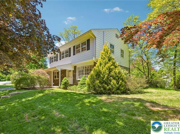 3065 W Livingston St, Allentown, PA 18104