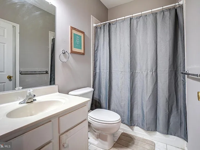 4281 S Capitol St SW — Photo 32