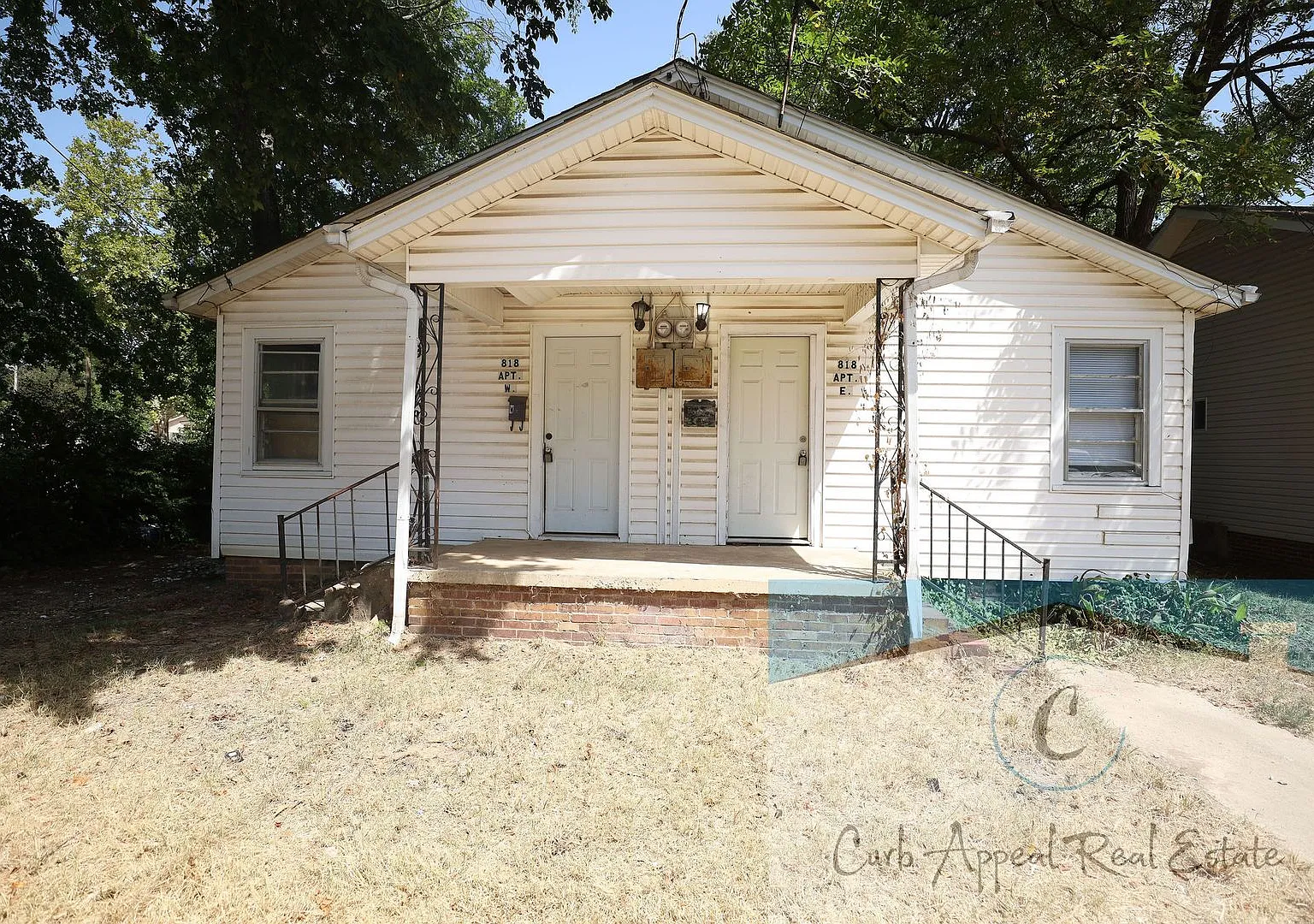 818 W Matthews Ave — Photo 1
