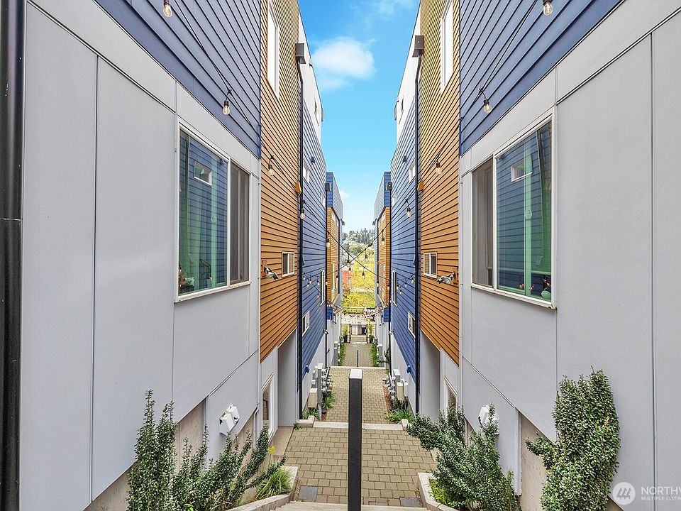 1st image of 3216 15th Avenue W #B