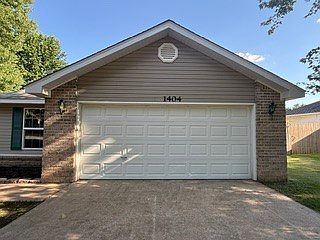 4th image of 1404 Michael Ln