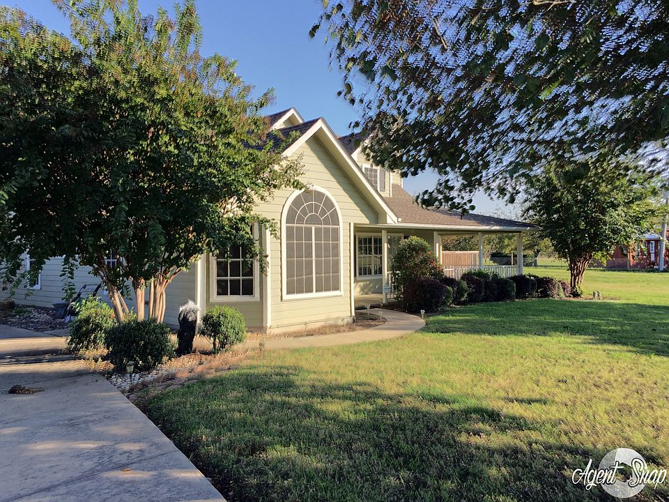 1st image of 5139 Pecan Place Dr