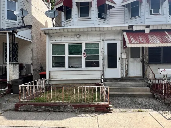 607 Jeffrey St, Chester, PA 19013