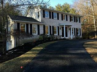 10 Elizabeth Ann Dr, Johnston, RI 02919