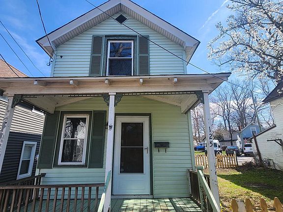 2nd image of 125 4th Ave