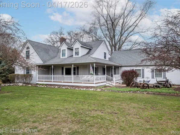 11030 Marshall Rd, South Lyon, MI 48178