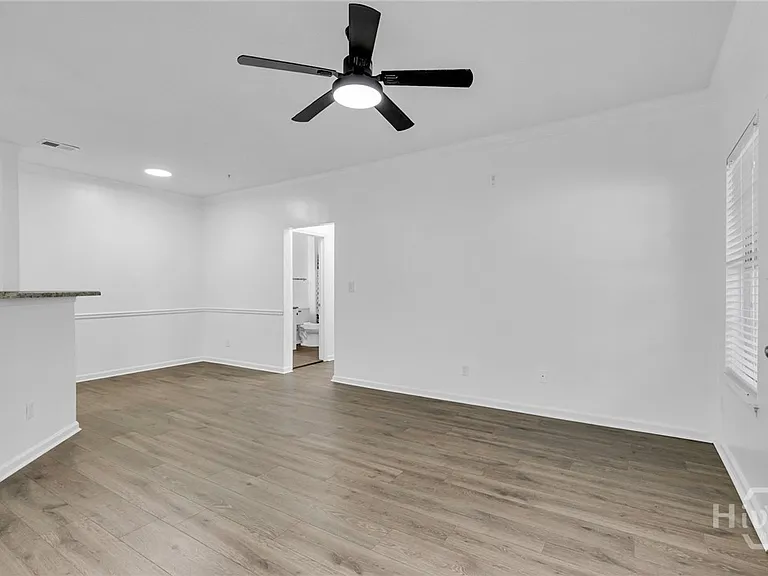 4104 Walden Park Dr — Photo 7