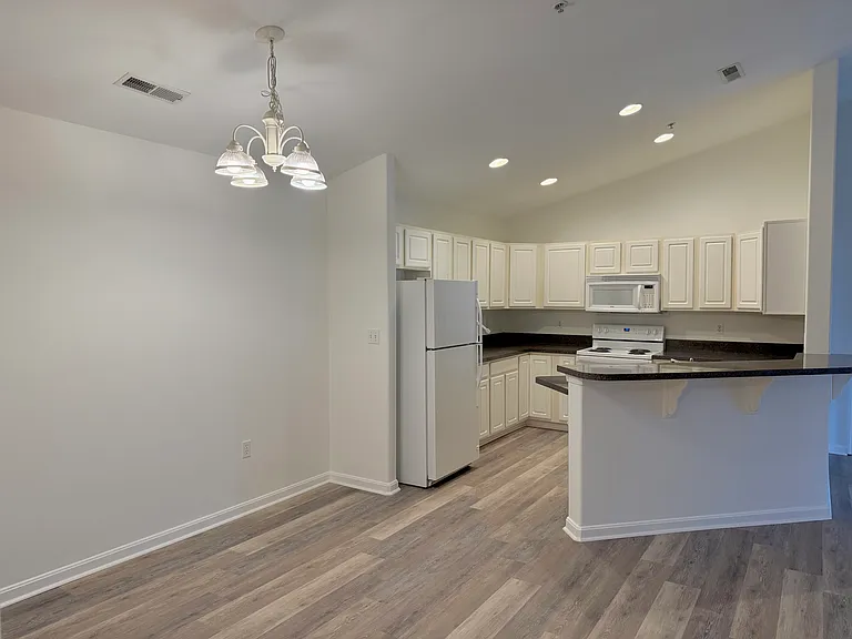 4103 Fullerton Ct #4112L — Photo 3