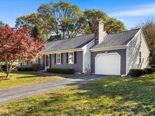 1 Barnacle Road, Yarmouth Port, MA 02675