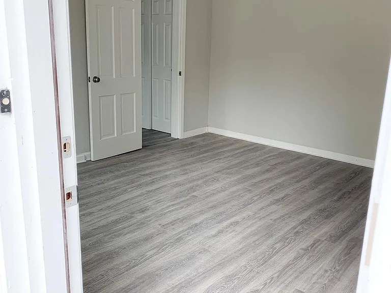 108 Tenney Ct — Photo 28