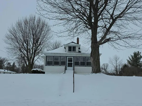 201 N 6th St, Goodhue, MN 55027