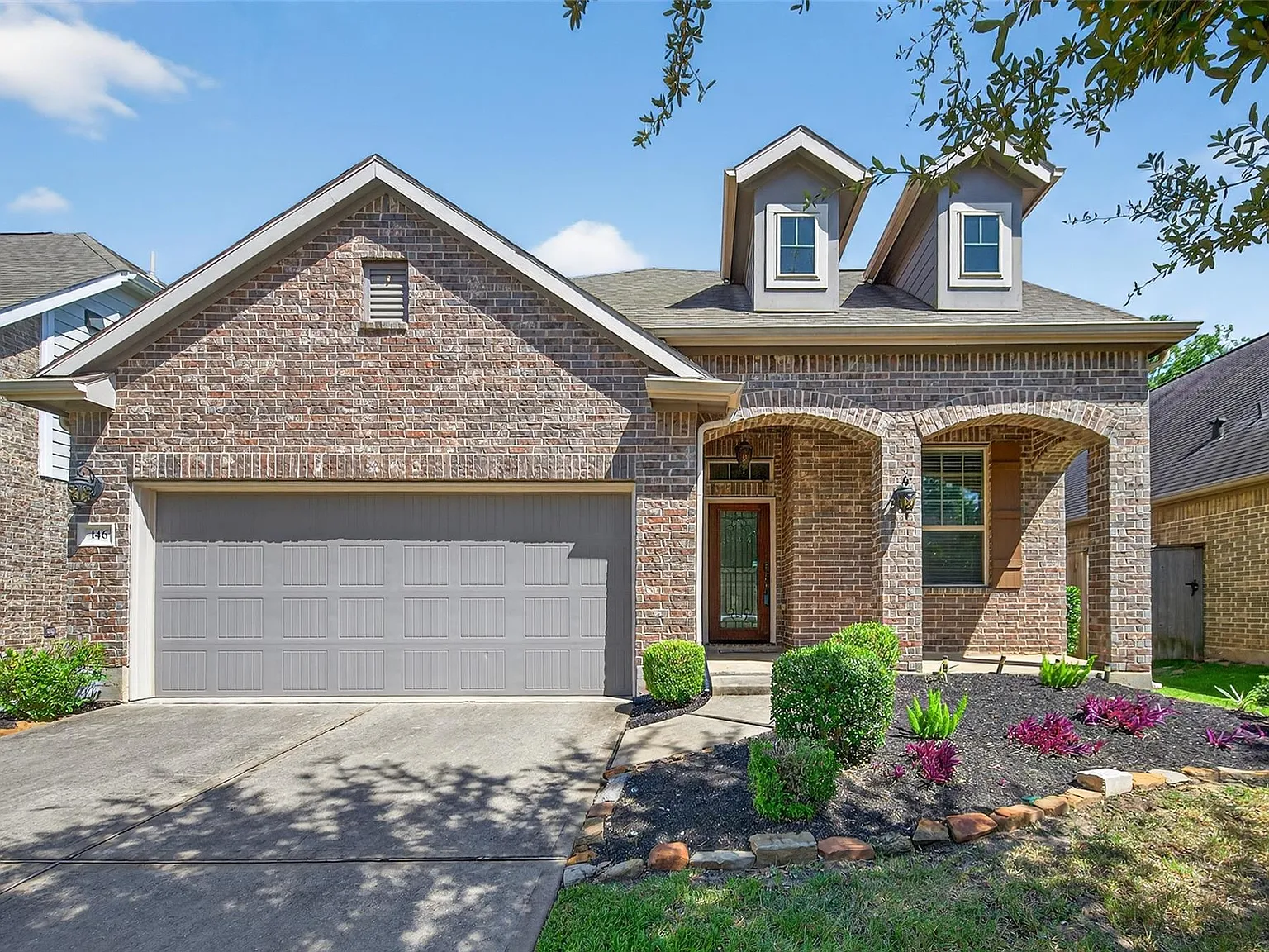 4 bed, 3.0 bath, 2174 sqft, $2,550 — Photo 2