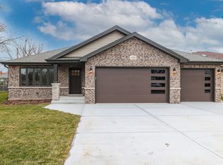 11836 S Leclaire Ave, Alsip, IL 60803