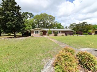 225 Pierce St, Jesup, GA 31545