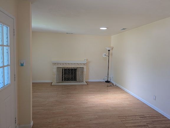 2nd image of 5868 Tandera Ave