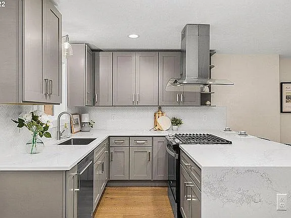 514 SE 42nd Ave — Photo 5