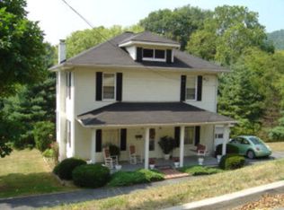 141 Shenley Ave, Bluefield, VA 24605