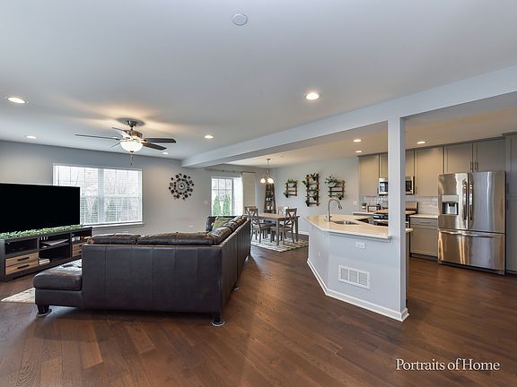 4th image of 575 Bobby Ann Ct #575