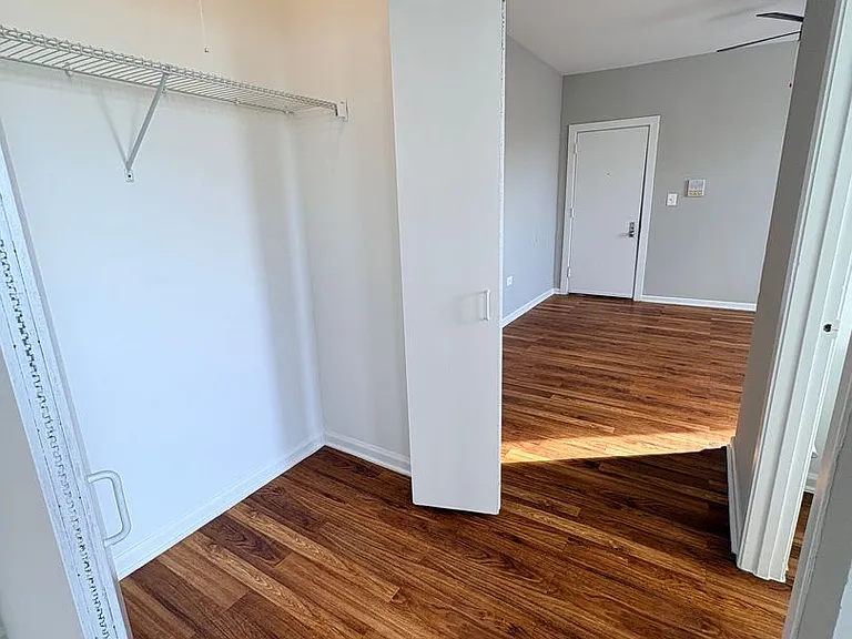 5000 W Madison St — Photo 8