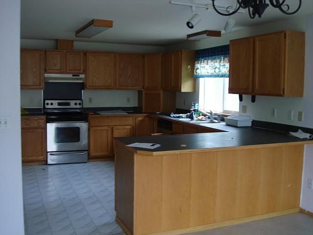 2nd image of 8616 Sweet Clover Dr SE