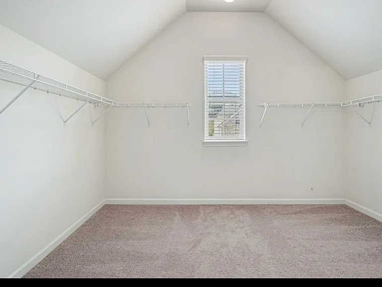 7910 Bristol Valley Dr — Photo 31