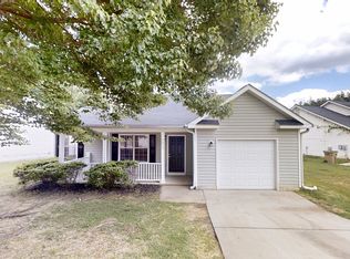 6614 Biscayne Blvd, Rex, GA 30273