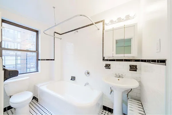 Rented by Douglas Elliman | media 4