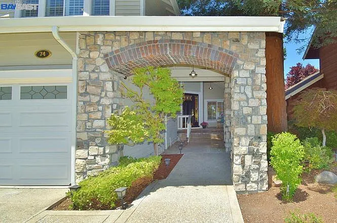 74 Canyon Green Way — Photo 4