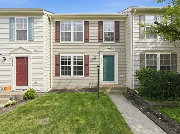 9041 Falcon Glen Ct, Bristow, VA 20136