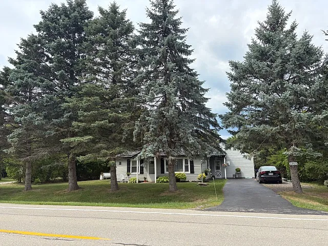 1463 Lake Rd — Photo 6