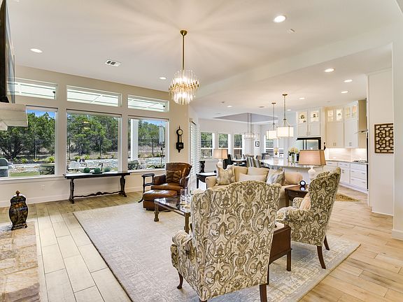 2nd image of 174 Dayridge Dr