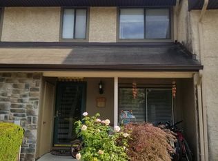 131 Hampshire Dr, Plainsboro, NJ