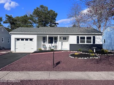 4 Zeeland Drive, Toms River, NJ, 08757
