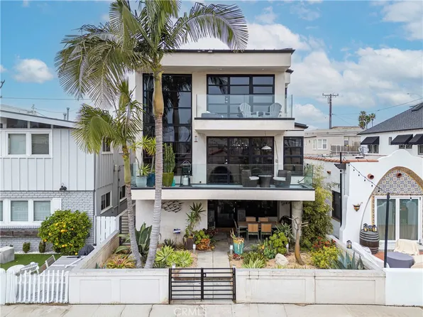 179 Santa Ana Ave, Long Beach, CA 90803