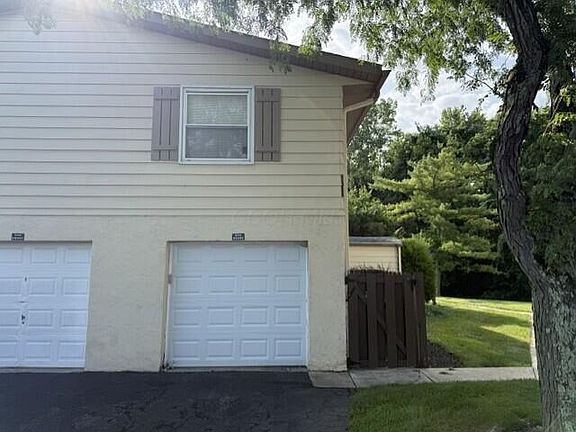 2nd image of 2538 Nassau Dr #29B