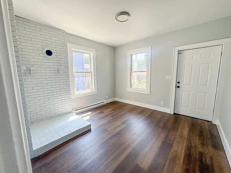 115 Wall St #1 — Photo 10