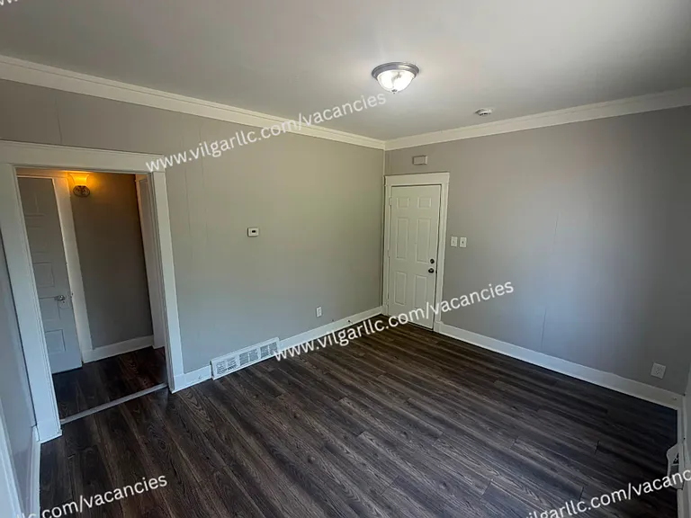 4715 Melville Ave — Photo 7