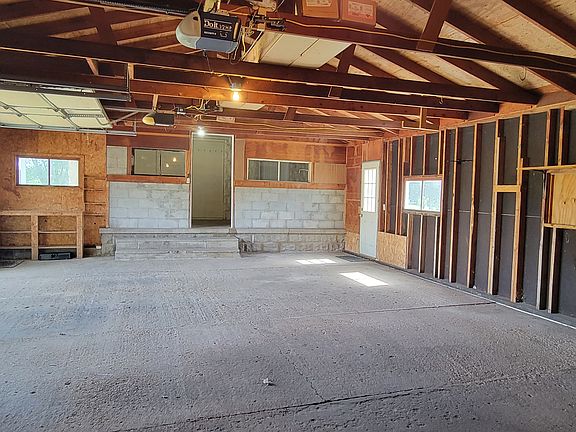 5th image of 3706 18th St