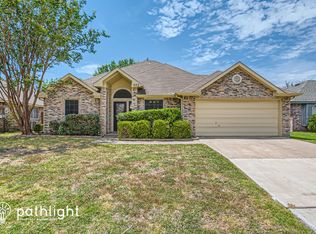 523 Redbud Dr, Forney, TX 75126