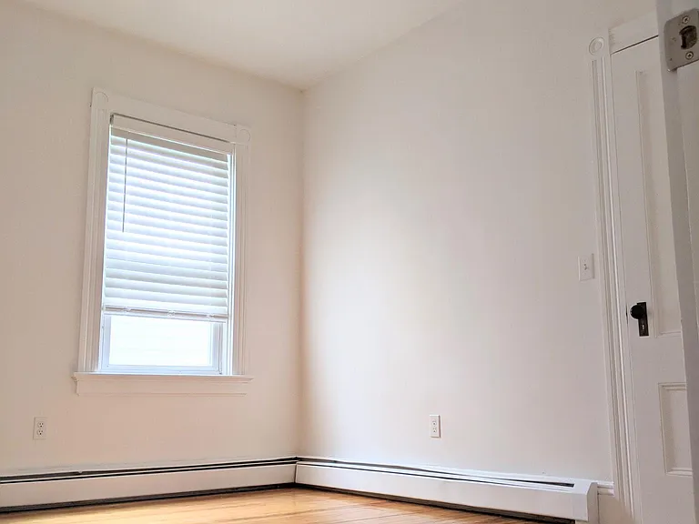 15 Violet St #2 — Photo 11