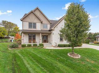 1748 Golden Field Dr, Greenwood, IN 46143
