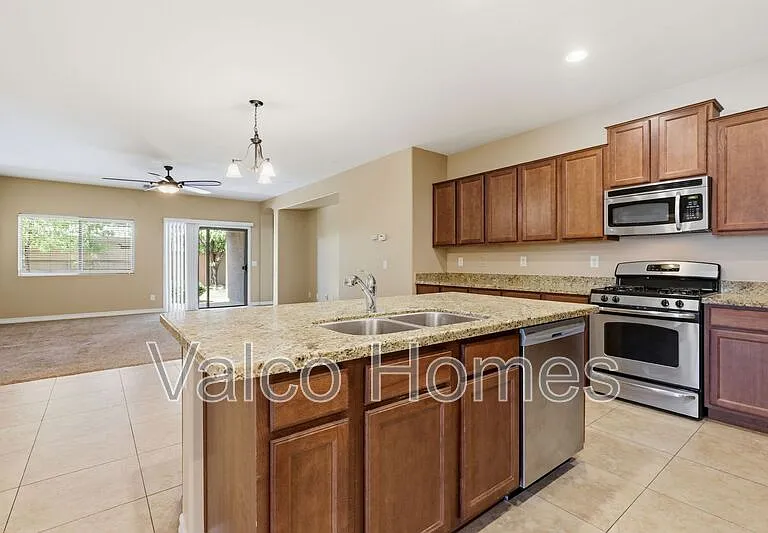 2717 E Ficus Way — Photo 1
