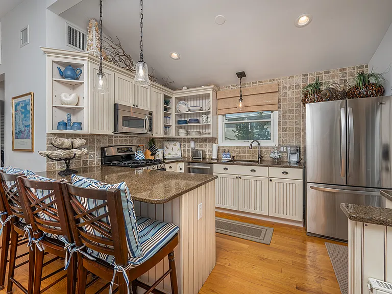52 Harbor Rd — Photo 18