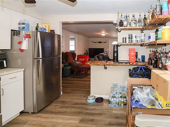 5th image of 503 W North St