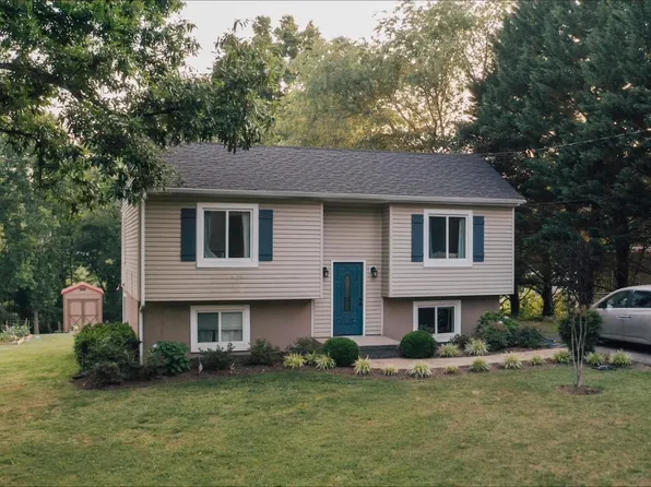 103 Crestline Dr, Forest, VA 24551