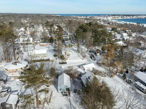 17 Blueberry Lane, York, ME 03909