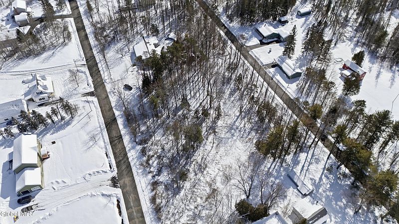 2nd image of L6 Hilltop Road